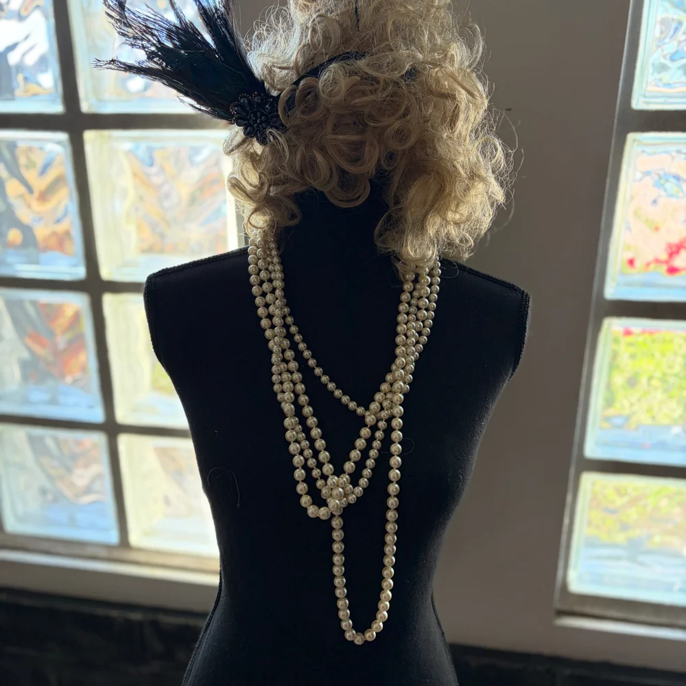 Roaring 20s accessories